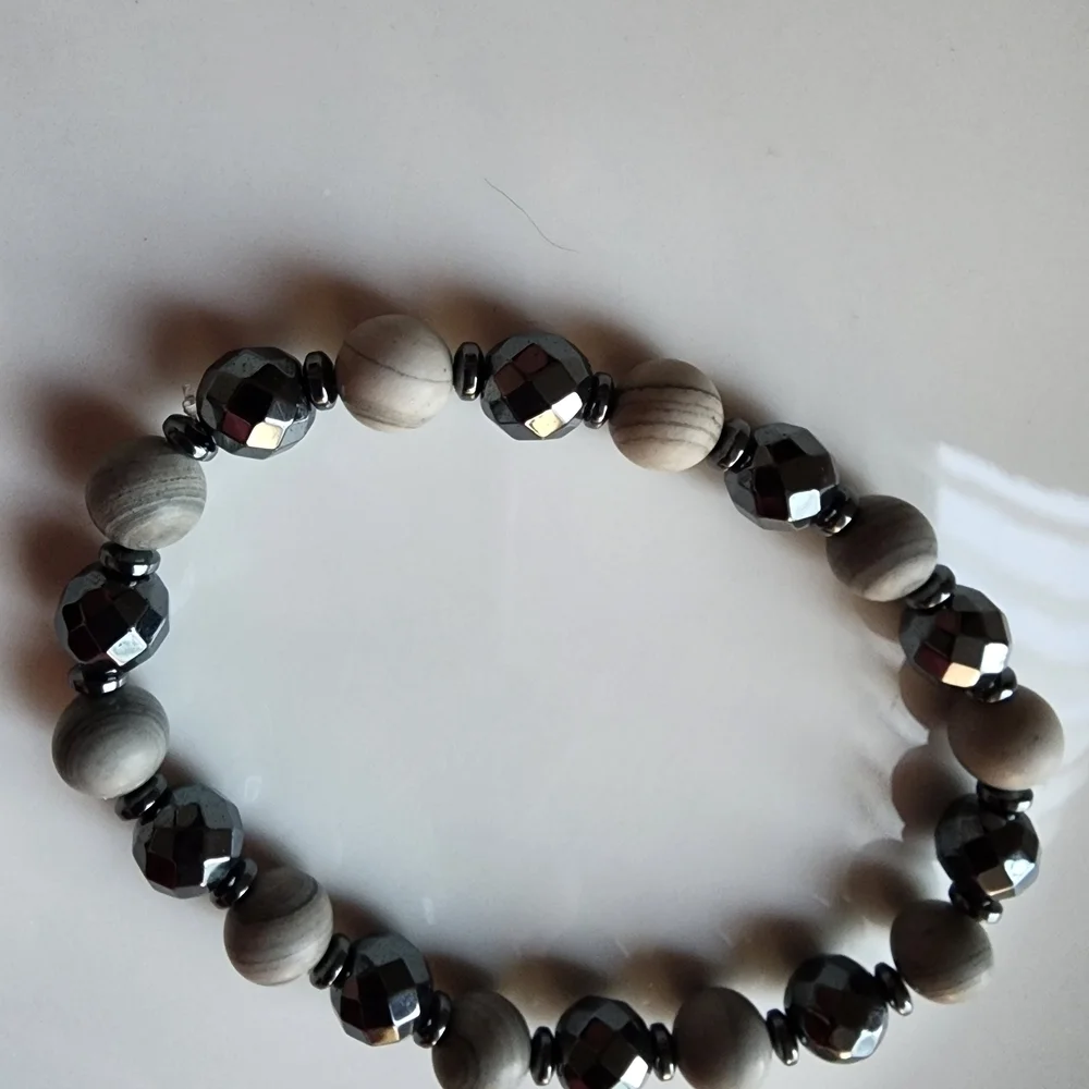 Sophisticated Silver and Gray Beaded Bracelet